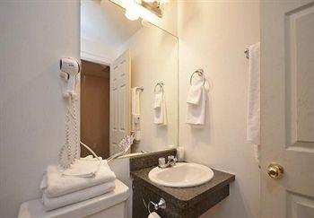 Ottawa Inn Hotel エクステリア 写真