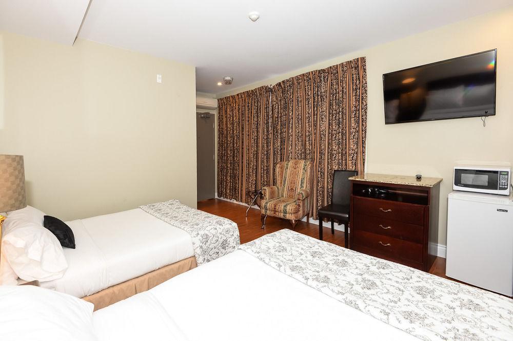 Ottawa Inn Hotel エクステリア 写真